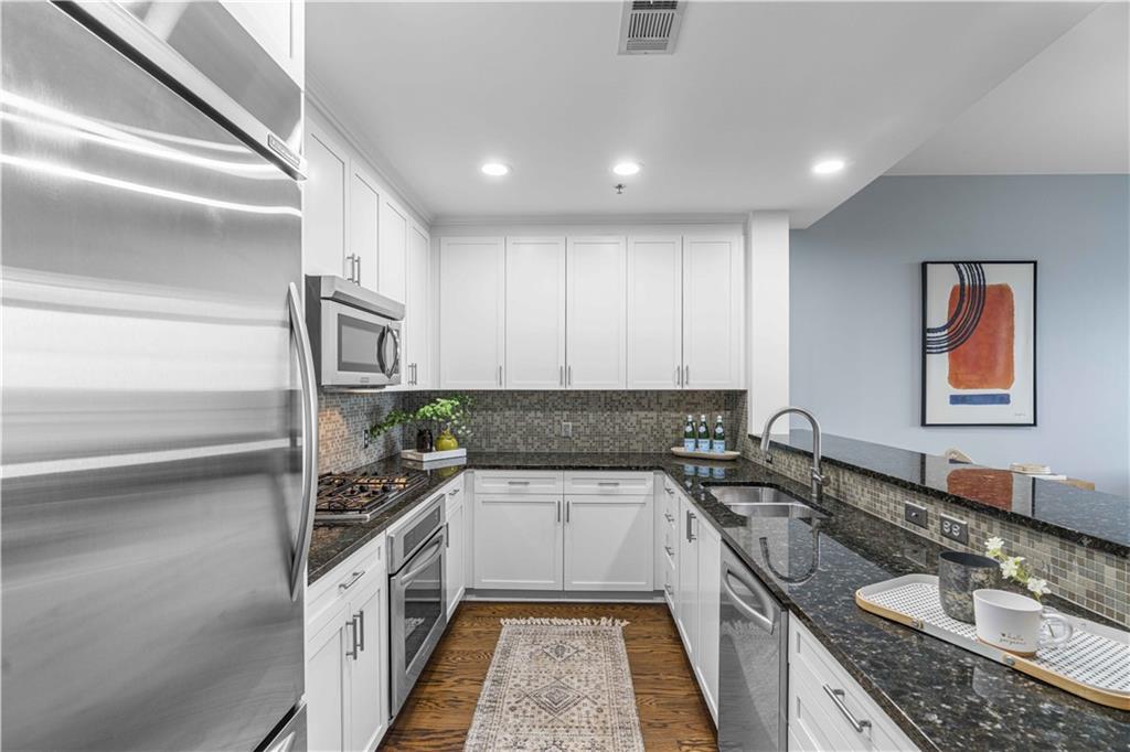 270 17th Street NW Unit 2306