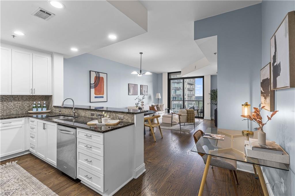 270 17th Street NW Unit 2306