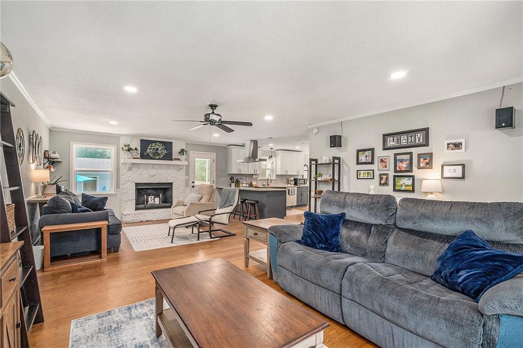 189 KITE LAKE Road