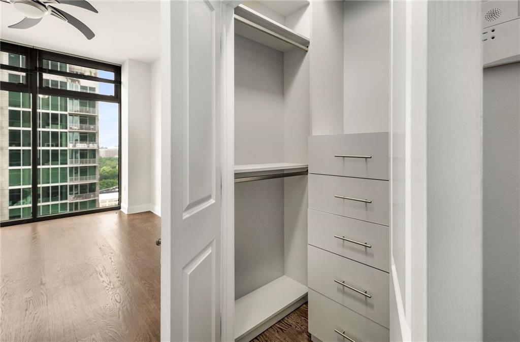 270 17th Street NW Unit 2212