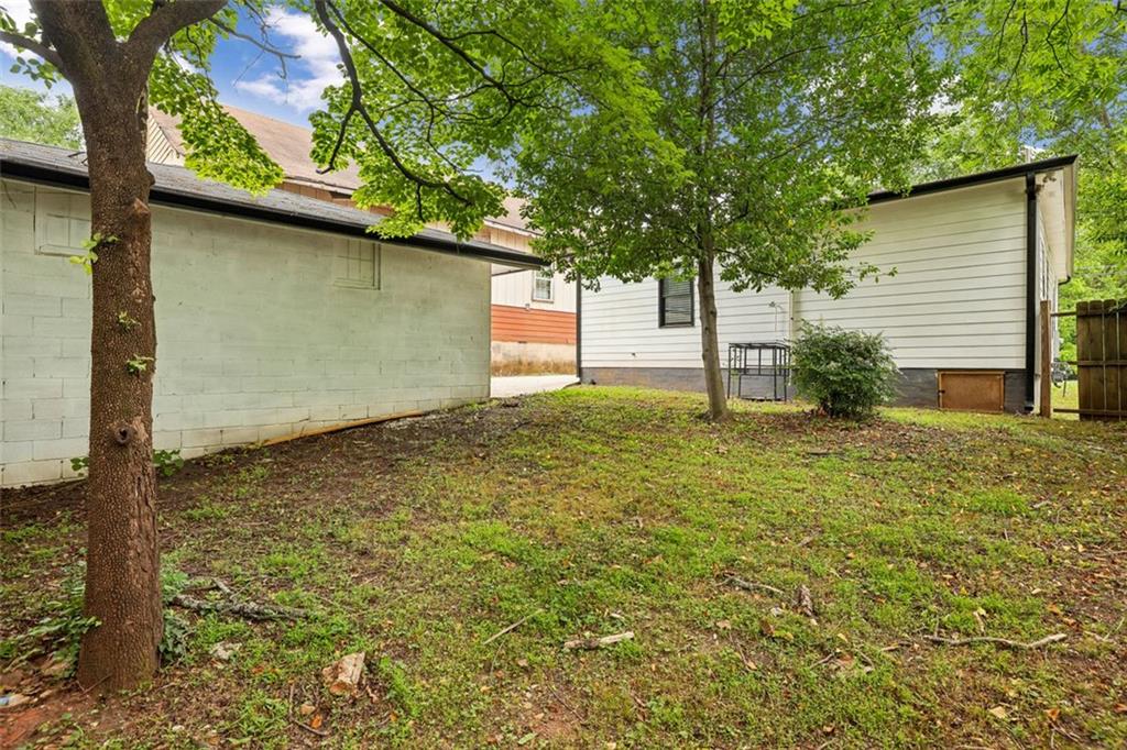 10 Moury Avenue SE