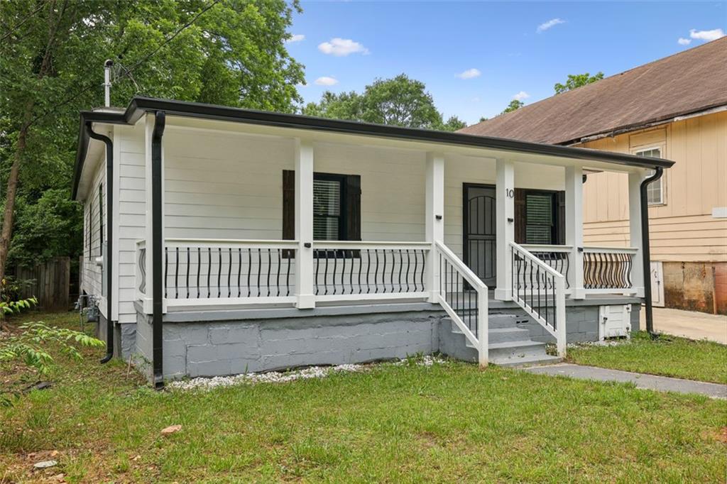 10 Moury Avenue SE
