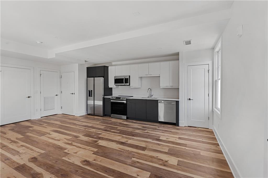 2909 Peachtree Road NE Unit 108