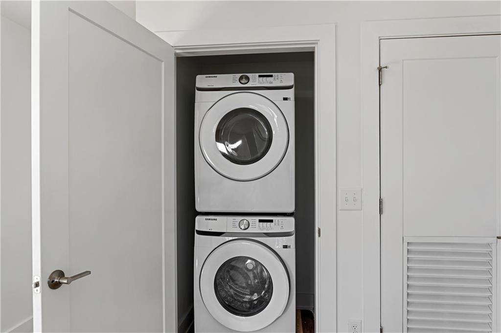 2909 Peachtree Road NE Unit 108