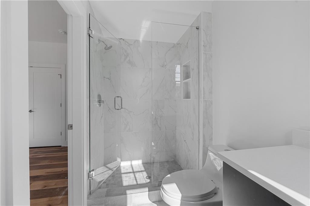 2909 Peachtree Road NE Unit 108