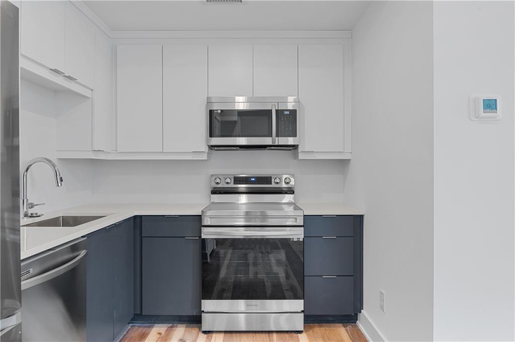 2909 Peachtree Road NE Unit 206