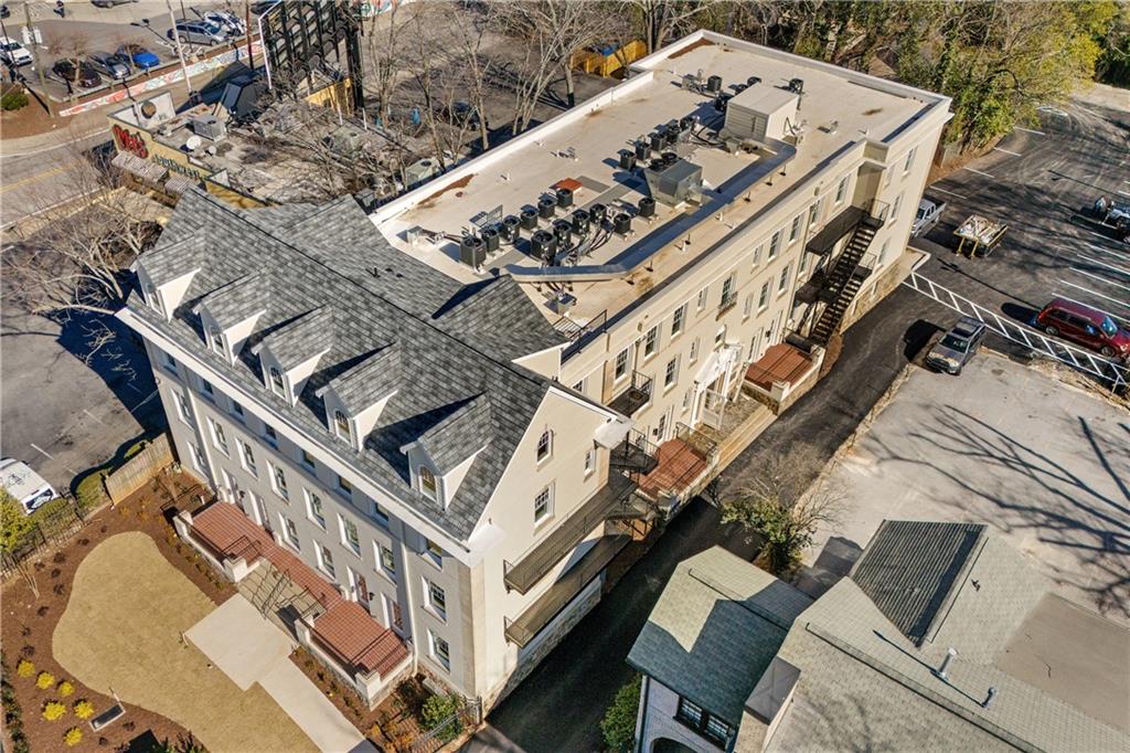 2909 Peachtree Road NE Unit 206