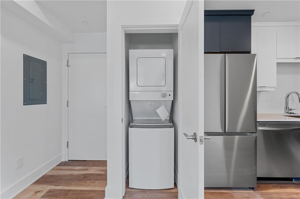 2909 Peachtree Road NE Unit 206