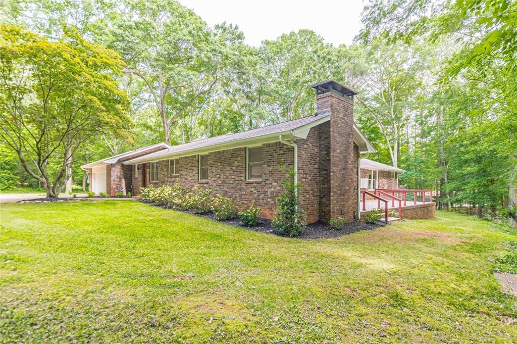 145 Horseshoe Circle