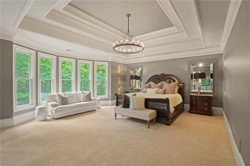 647 Glenover Drive