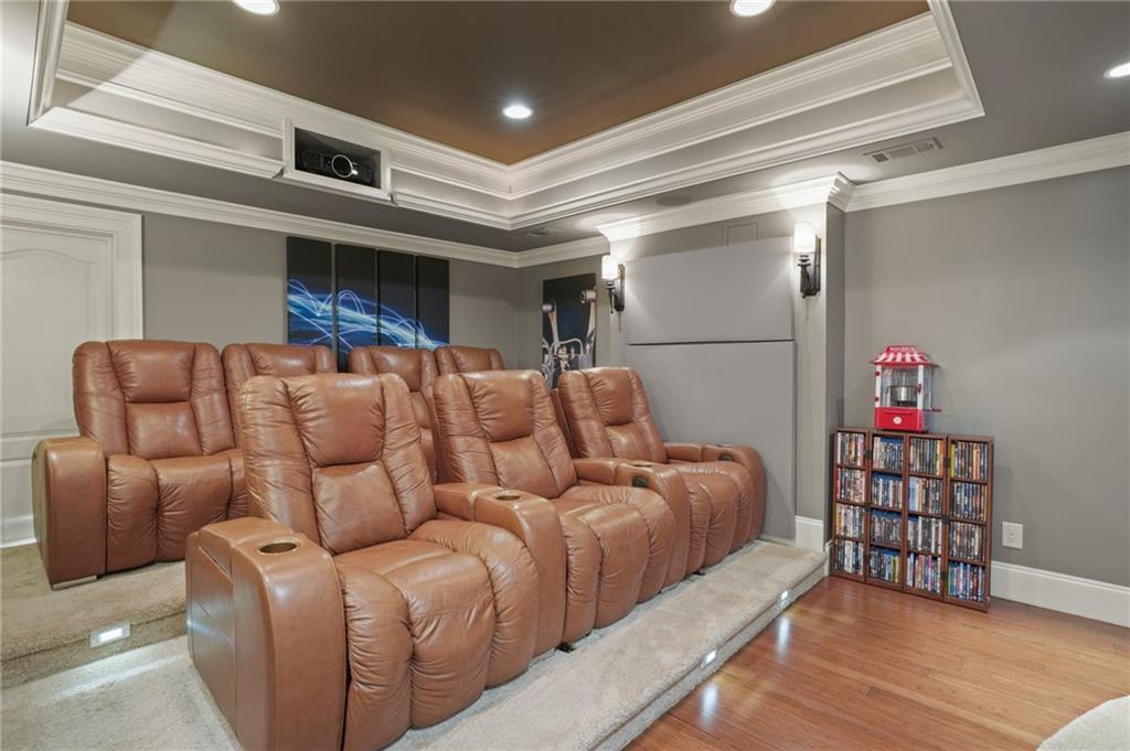 647 Glenover Drive
