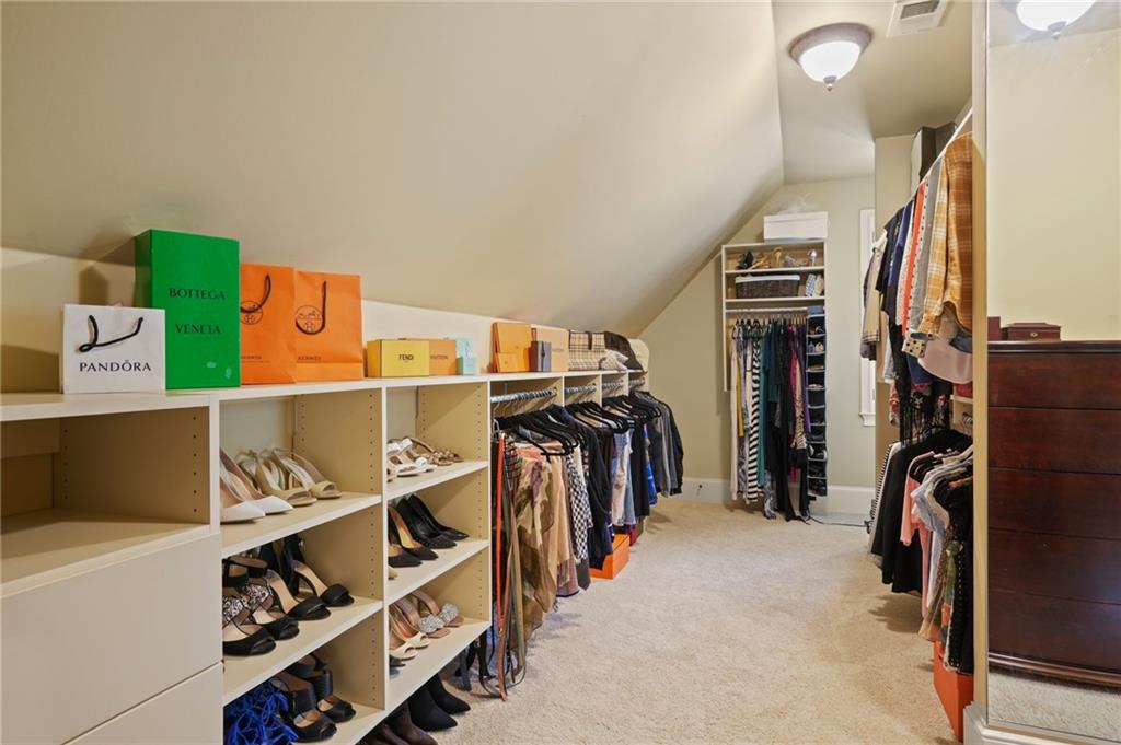647 Glenover Drive
