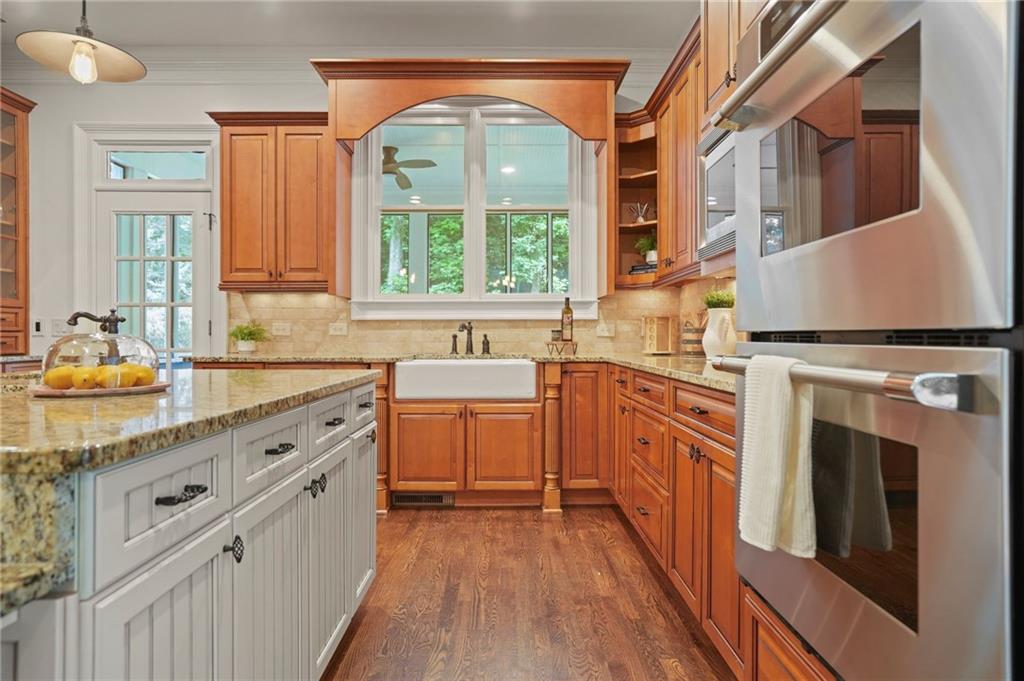 647 Glenover Drive