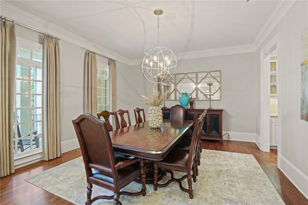 647 Glenover Drive