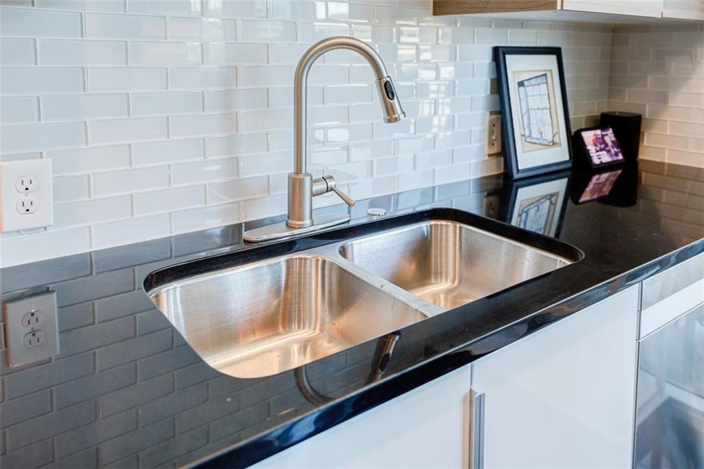 923 Peachtree Street NE Unit 723