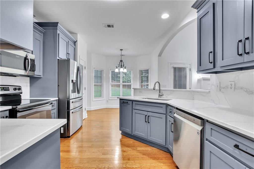 1302 Sleepy Hollow Road