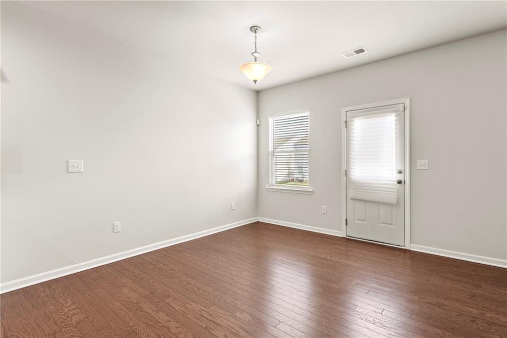 521 Mariposa Lane