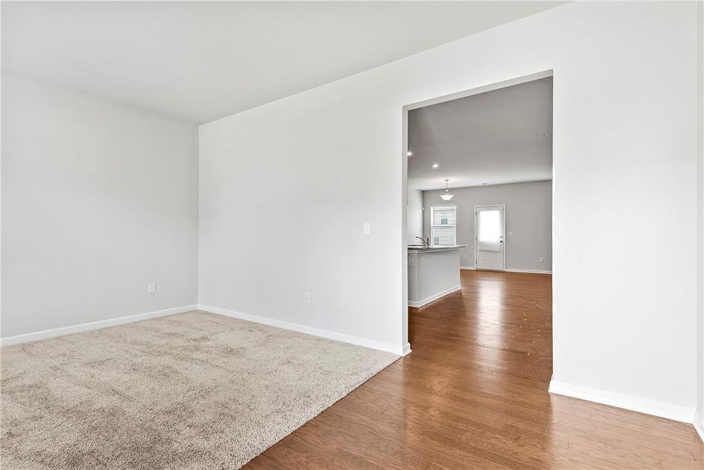 521 Mariposa Lane