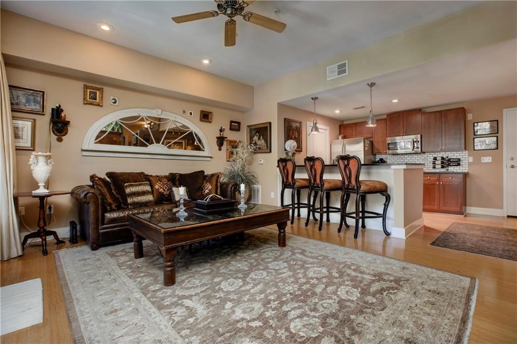 925 Garrett Street SE Unit 213