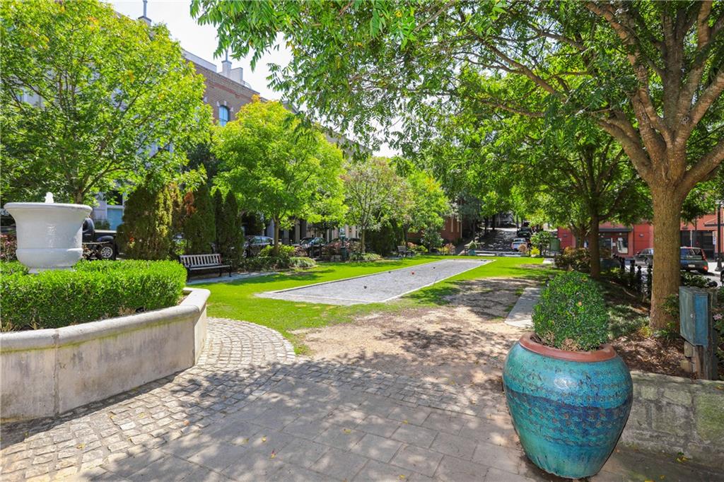 925 Garrett Street SE Unit 213