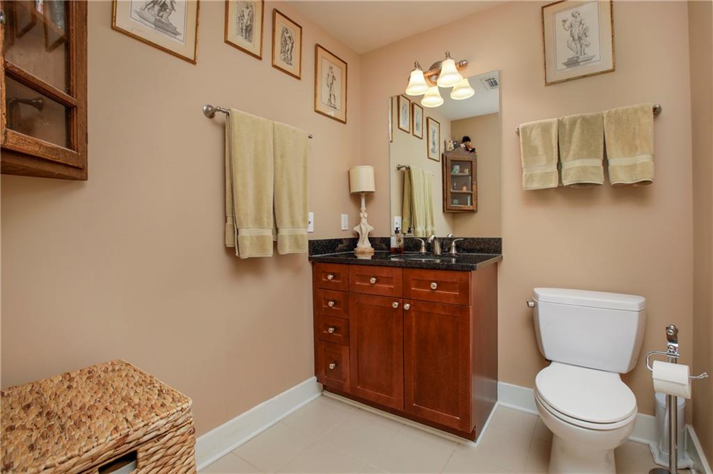 925 Garrett Street SE Unit 213