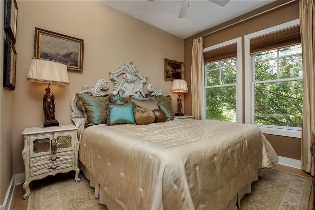 925 Garrett Street SE Unit 213