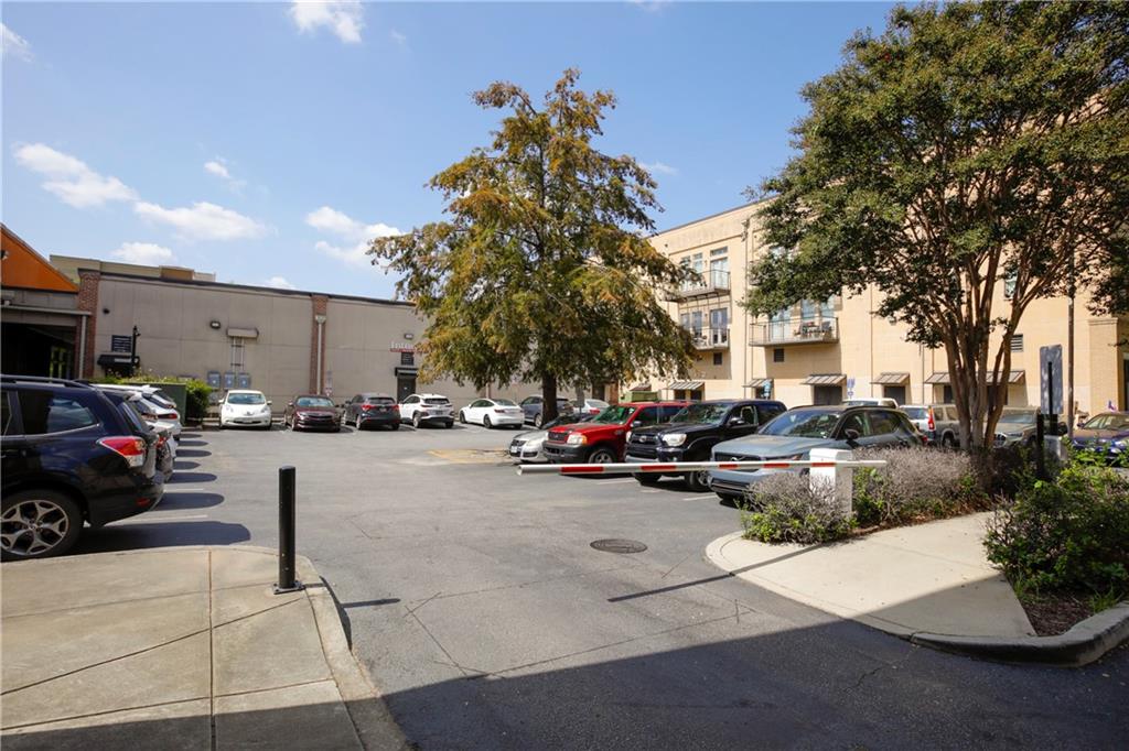 925 Garrett Street SE Unit 213