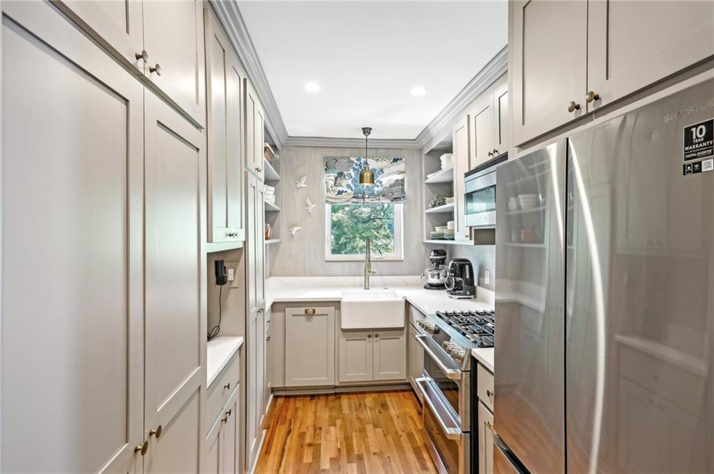 32 28th Street NW Unit 304