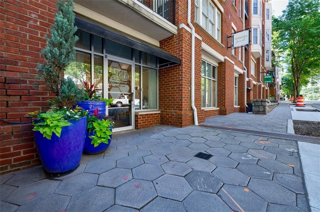 850 Piedmont Avenue NE Unit 1406
