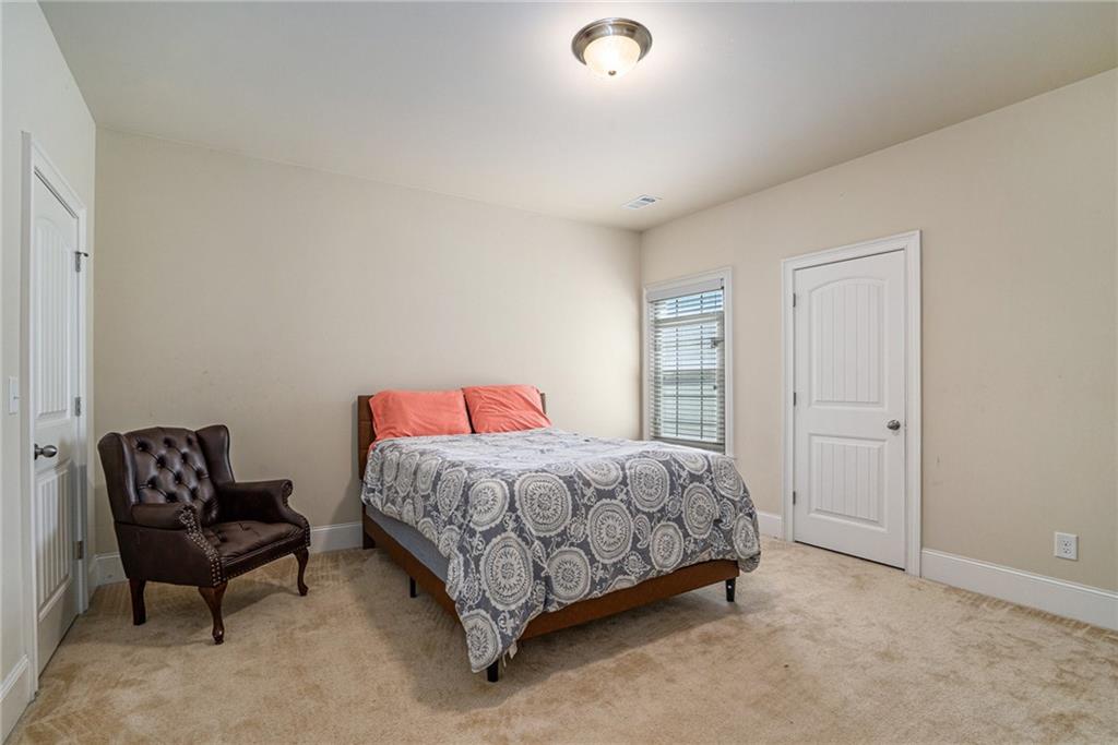 4051 Dinmont Chase