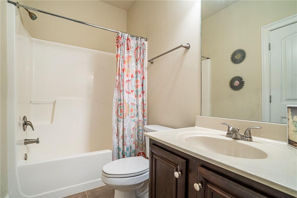4051 Dinmont Chase