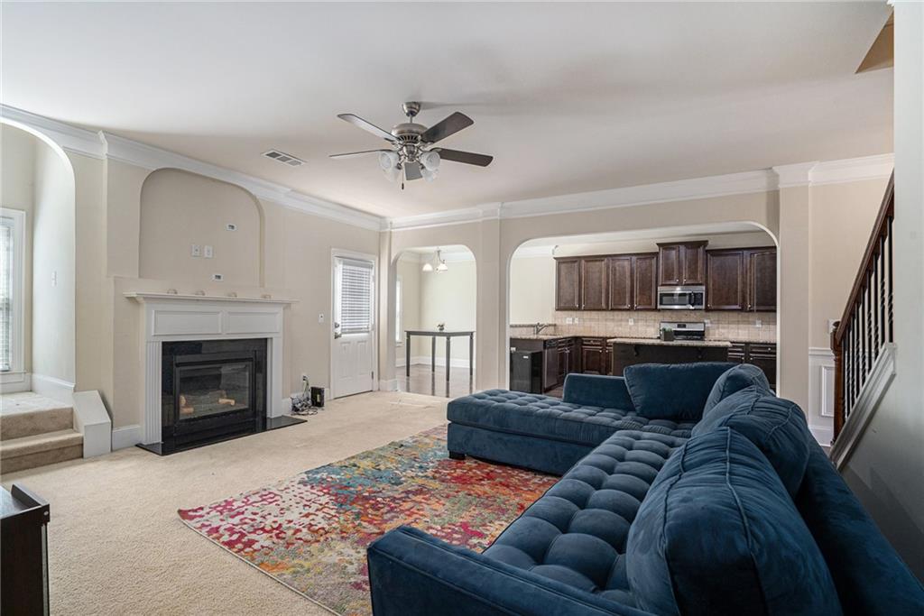 4051 Dinmont Chase