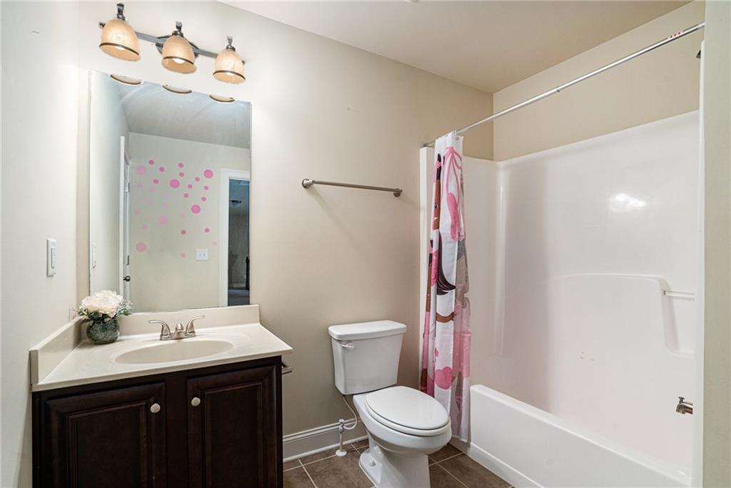 4051 Dinmont Chase