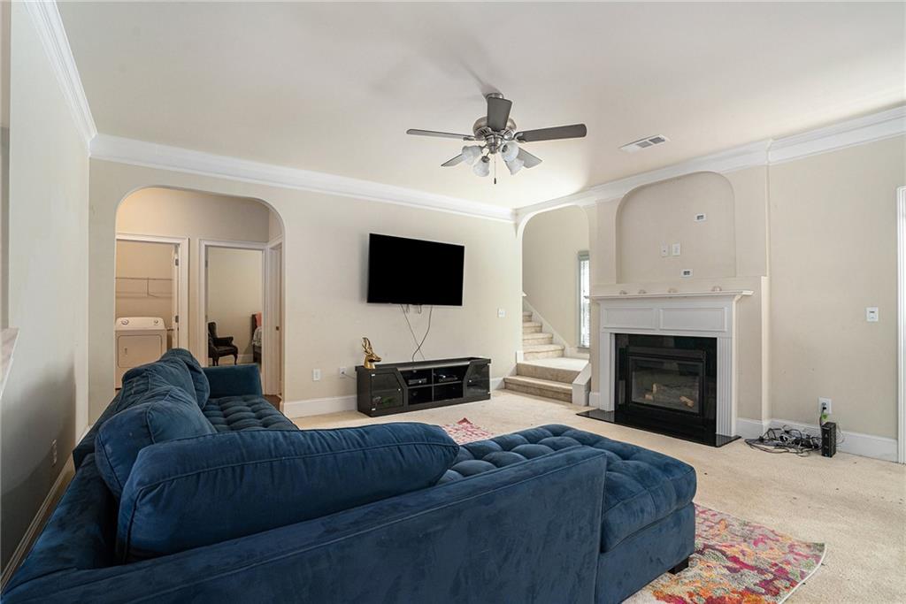 4051 Dinmont Chase