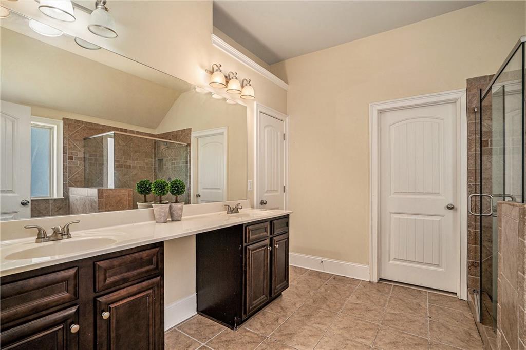 4051 Dinmont Chase