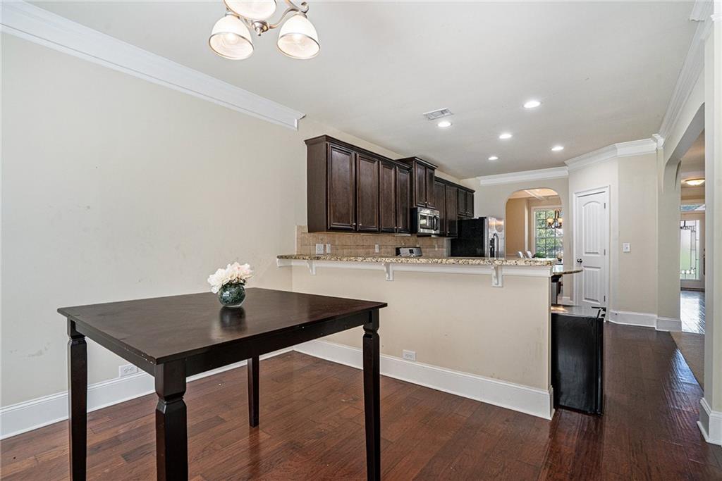4051 Dinmont Chase