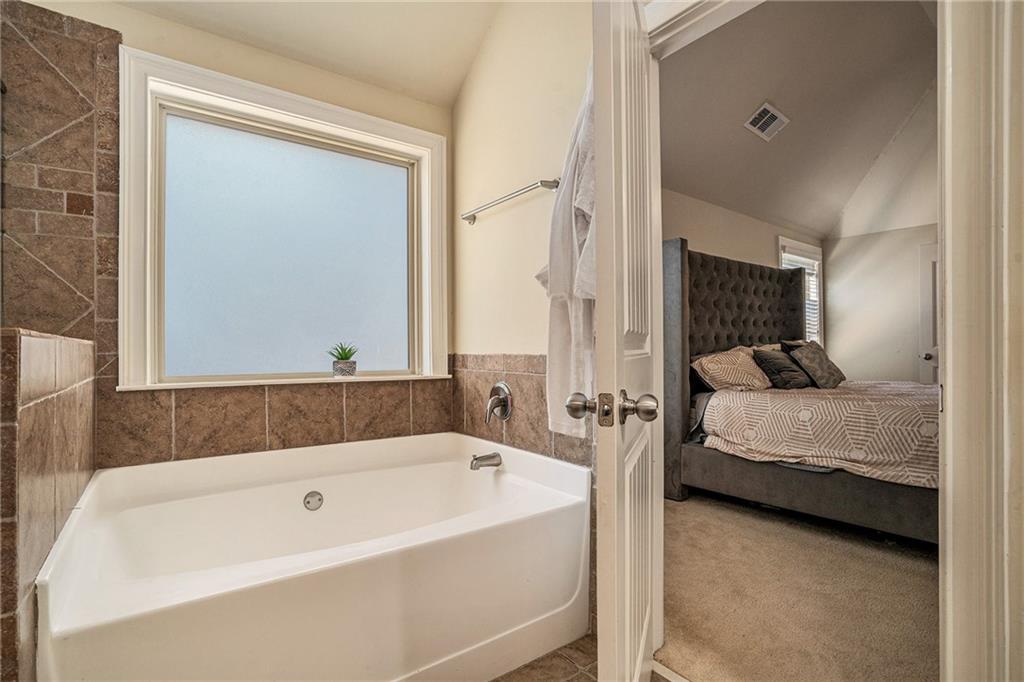 4051 Dinmont Chase