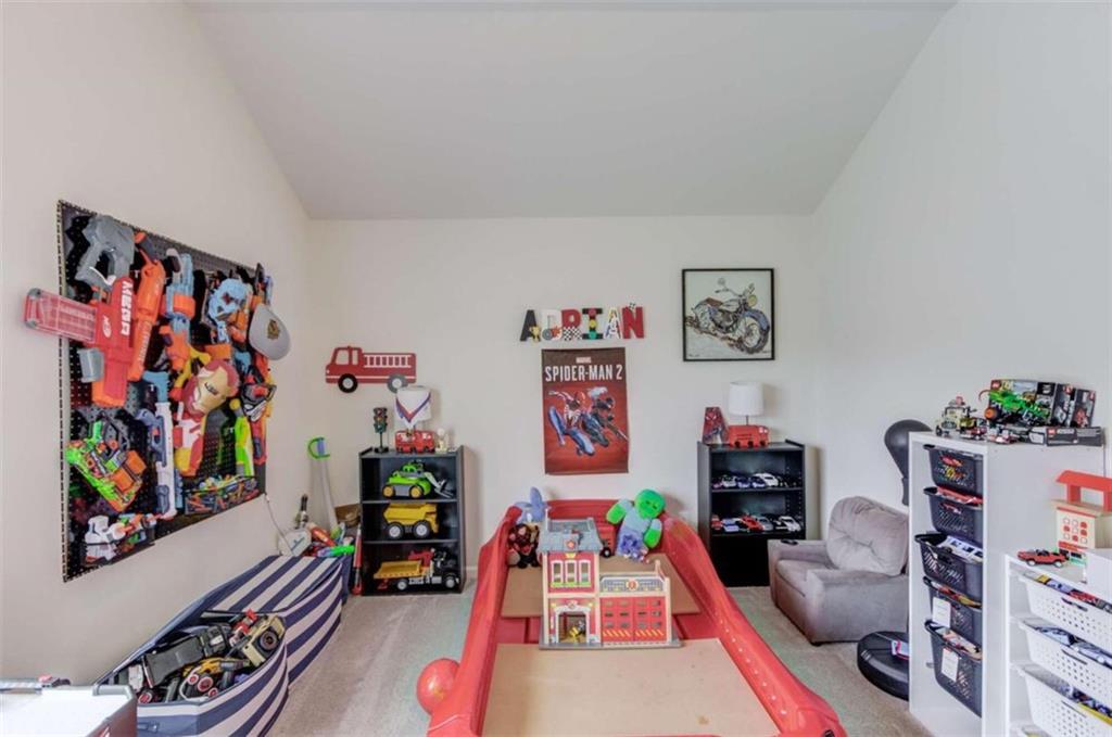 370 Paxton Lane