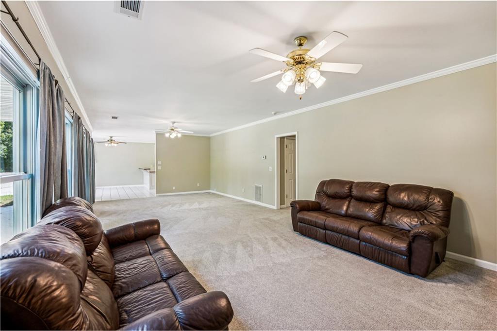 216 Scenic Drive