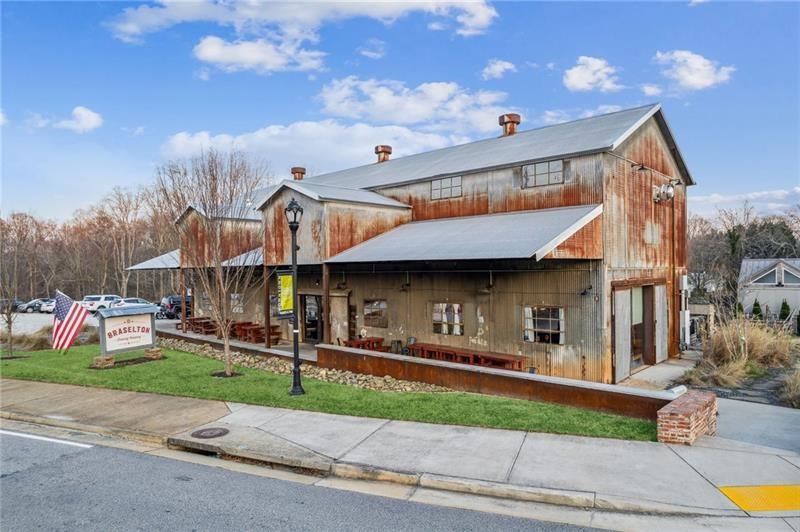 216 Scenic Drive