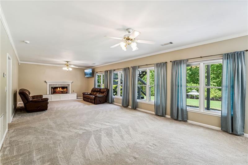 216 Scenic Drive