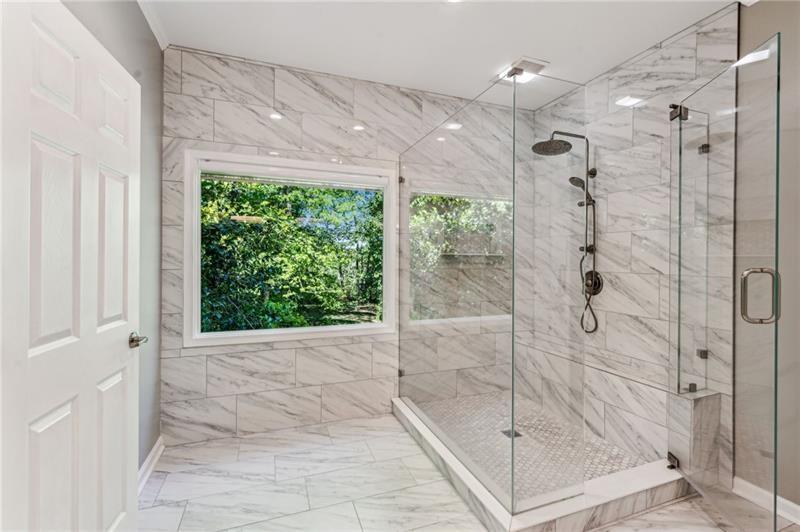 216 Scenic Drive