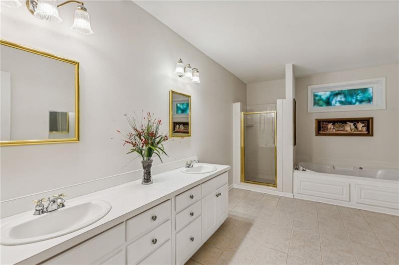 216 Scenic Drive