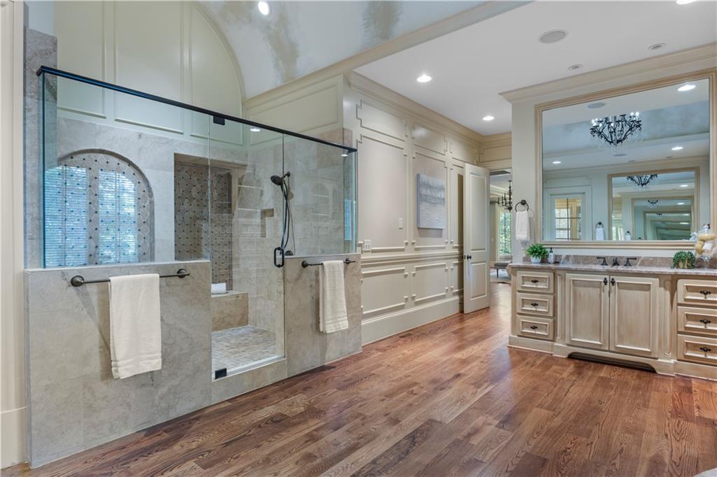 471 Tam Oshanter Drive SE