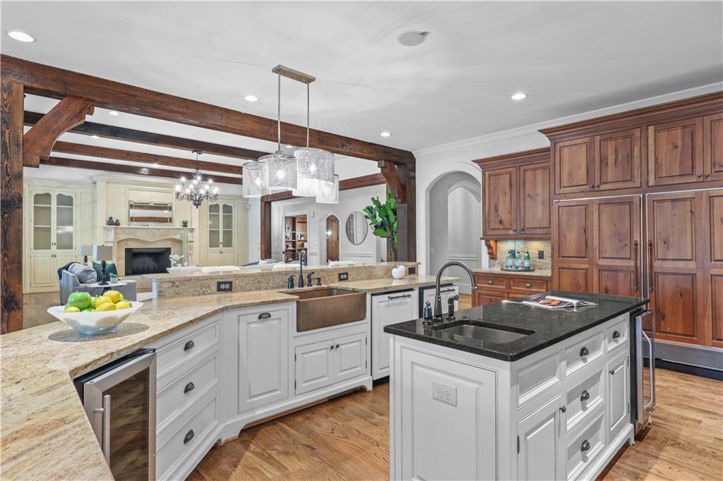 471 Tam Oshanter Drive SE