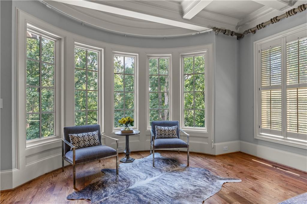 471 Tam Oshanter Drive SE