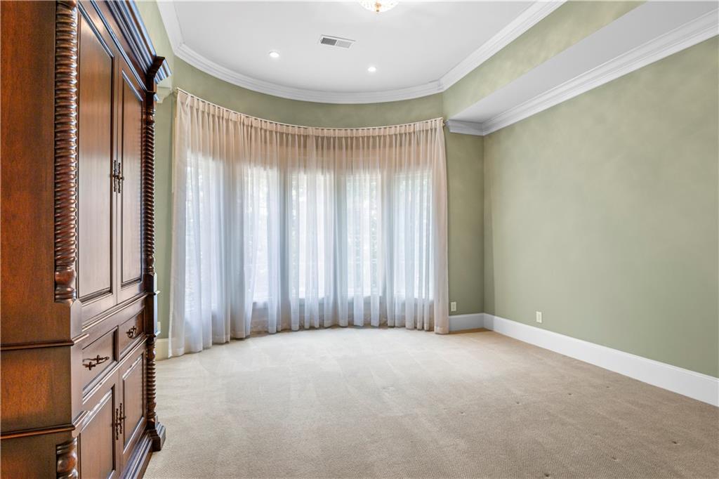 471 Tam Oshanter Drive SE