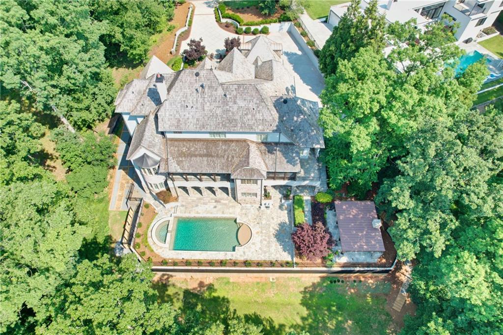 471 Tam Oshanter Drive SE