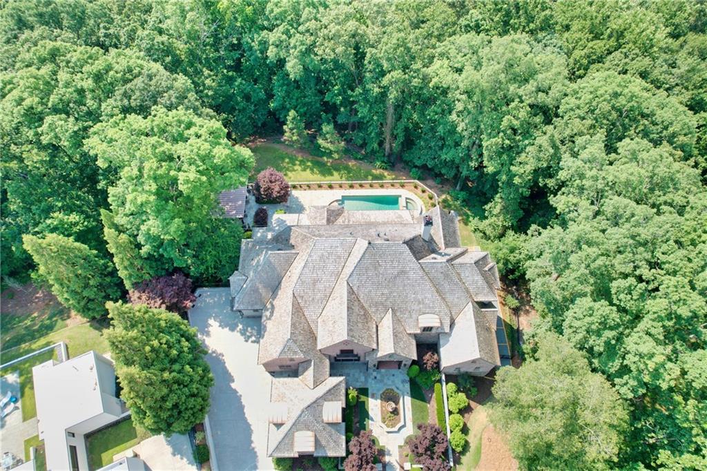 471 Tam Oshanter Drive SE