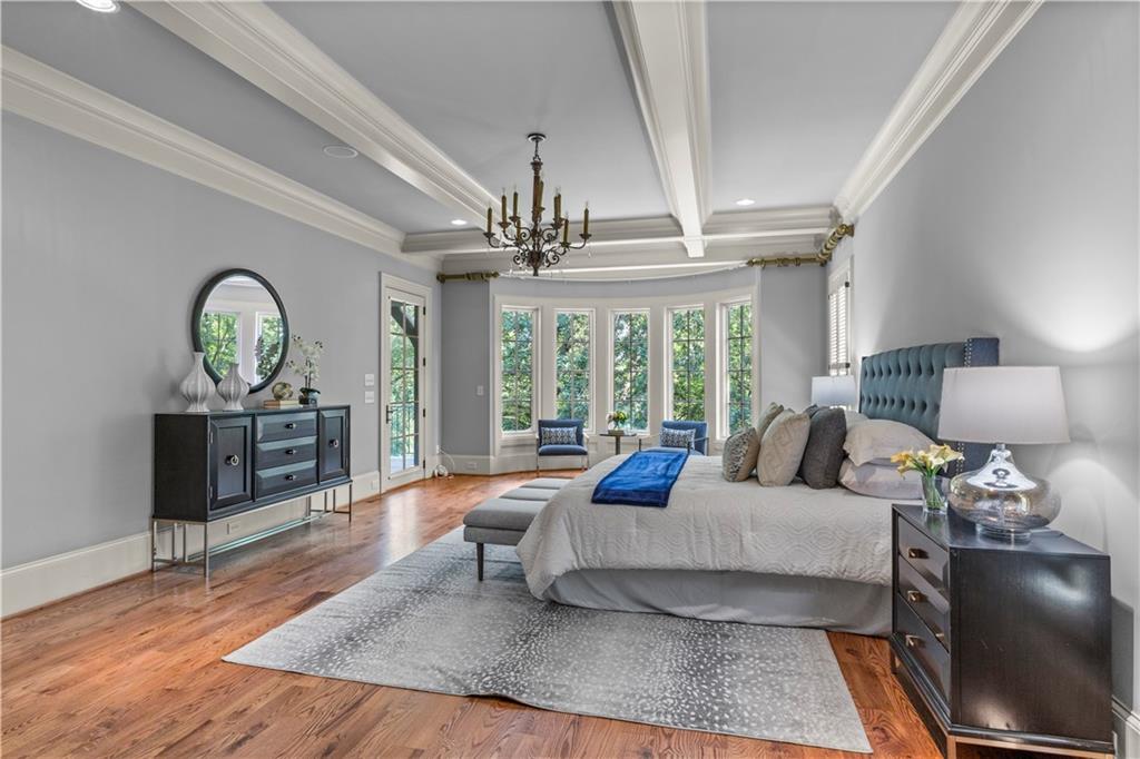 471 Tam Oshanter Drive SE